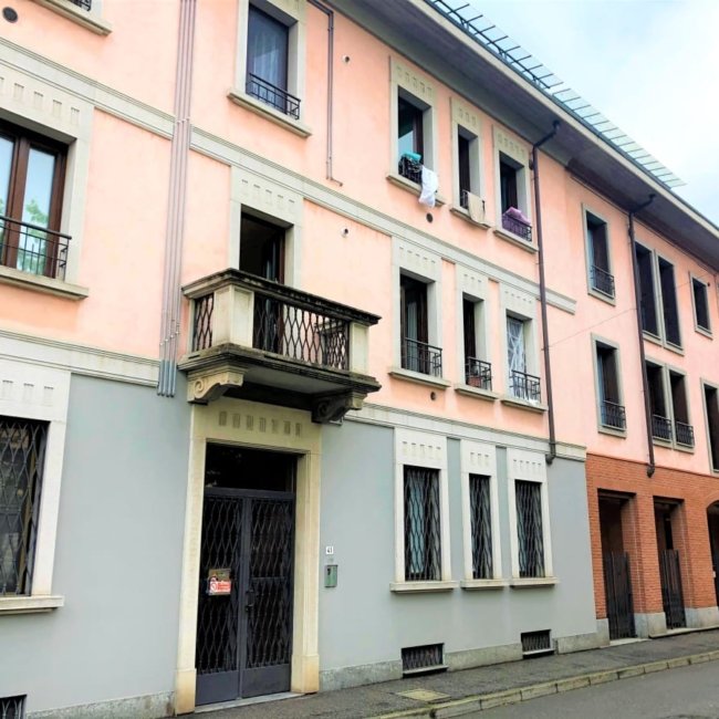Quanto vale davvero la tua casa a Brugherio? Ville, appartamenti e zone OMI a confronto